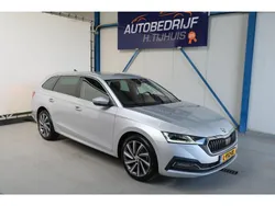 Grijs Gebruikt 2021 Skoda Octavia Business Line Stationwagen | € 17.250 (Iets duurder)
