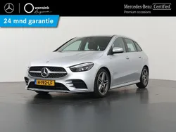 Grijs, metallic lak Gebruikt 2020 Mercedes B180 Business MPV | € 29.350 (Iets duurder)