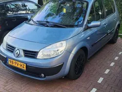 Gebruikt 2005 Renault Scénic II Avantage MPV | € 1.700 (Eerlijke prijs)