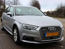 Grijs Gebruikt 2017 Audi A3 Sportback e-tron Sedan | € 16.950 (Super prijs)