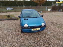 Blauw Gebruikt 2006 Renault Twingo Authentique Hatchback | € 1.989 (Eerlijke prijs)