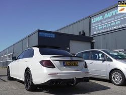 Grijs Gebruikt 2016 Mercedes E220 Prestige Sedan | € 32.949