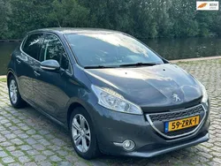 Grijs Gebruikt 2013 Peugeot 208 Allure Hatchback | € 6.499 (Iets duurder)