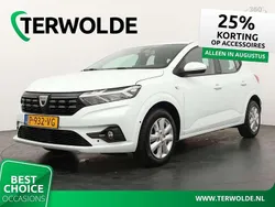 Wit Gebruikt 2022 Dacia Sandero Comfort Hatchback | € 11.900 (Goede deal)