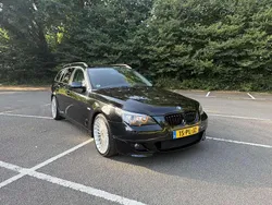 Zwart Gebruikt 2004 BMW 525 Executive Stationwagen | € 7.250 (Iets duurder)