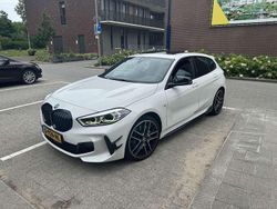 Wit Gebruikt 2019 BMW 118 M Performance Hatchback | € 25.500
