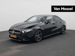 Zwart Gebruikt 2021 Mercedes A200 Business Sedan | € 29.445 (Eerlijke prijs)