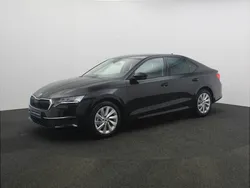 Zwart Nieuw 2025 Skoda Octavia First Edition Hatchback | € 36.486 (Goede deal)