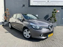 Grijs Gebruikt 2014 Renault Clio IV Expression+ Hatchback | € 6.950 (Iets duurder)