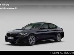 Zwart Gebruikt 2021 BMW 530e Executive Sedan | € 41.880 (Eerlijke prijs)