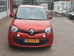 Rood Gebruikt 2017 Renault Twingo Collection Hatchback | € 5.950 (Super prijs)