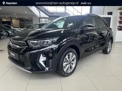 Zwart Nieuw 2025 Kia Stonic SUV | € 32.590 (Duur)
