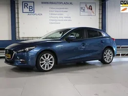 Blauw Gebruikt 2018 Mazda 3 Hatchback | € 17.750 (Eerlijke prijs)