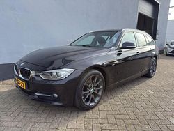 Zwart Gebruikt 2015 BMW 316 Executive Stationwagen | € 14.950 (Eerlijke prijs)