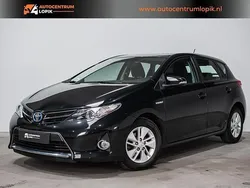 Zwart Gebruikt 2014 Toyota Auris Hatchback | € 13.900 (Eerlijke prijs)
