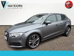 Grijs Gebruikt 2017 Audi A3 Sportback Proline Hatchback | € 14.948 (Eerlijke prijs)