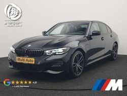 Zwart Gebruikt 2022 BMW 330e M Sport Sedan | € 32.740 (Goede deal)