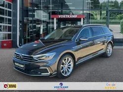Grijs Gebruikt 2020 VW Passat GTE Stationwagen | € 26.660 (Eerlijke prijs)
