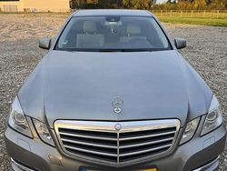 Grijs Gebruikt 2012 Mercedes E300 Avantgarde Sedan | € 10.500 (Super prijs)