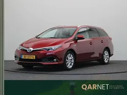 Rood Gebruikt 2018 Toyota Auris Touring Sports Executive Stationwagen | € 16.945 (Goede deal)