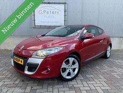 Rood Gebruikt 2009 Renault Mégane Coupé Dynamique Coupé | € 2.850 (Goede deal)