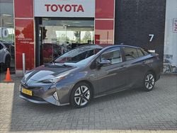 Grijs Gebruikt 2017 Toyota Prius Hatchback | € 18.039 (Eerlijke prijs)