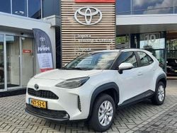 Wit Gebruikt 2024 Toyota Yaris Cross Business Edition SUV | € 27.900 (Eerlijke prijs)