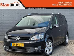 Zwart Gebruikt 2012 VW Touran Highline MPV | € 8.925 (Eerlijke prijs)