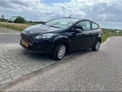 Zwart Gebruikt 2014 Ford Fiesta Style Hatchback | € 3.000 (Eerlijke prijs)