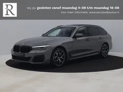 Grijs, metallic lak Gebruikt 2022 BMW 520 Executive Stationwagen | € 37.500 (Eerlijke prijs)