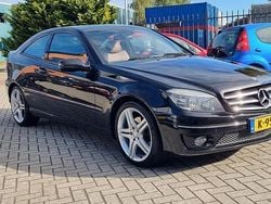 Zwart Gebruikt 2009 Mercedes 230 Prestige Coupé | € 8.495