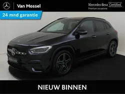 Zwart, metallic lak Gebruikt 2021 Mercedes GLA200 Business SUV | € 39.945 (Duur)