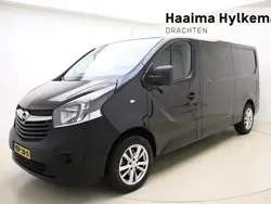 Wit Gebruikt 2015 Opel Vivaro Edition Van | € 15.950