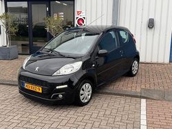 Zwart Gebruikt 2012 Peugeot 107 Active Hatchback | € 4.250 (Eerlijke prijs)