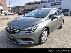 Grijs Gebruikt 2018 Opel Astra Edition Stationwagen | € 11.945 (Eerlijke prijs)
