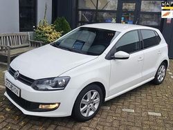 Wit Gebruikt 2011 VW Polo Highline Hatchback | € 6.999 (Eerlijke prijs)