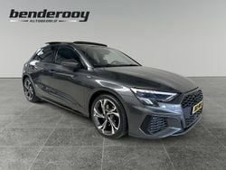 Grijs Gebruikt 2021 Audi A3 Sportback Basis Hatchback | € 29.495 (Duur)