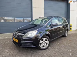 Zwart Gebruikt 2006 Opel Zafira Executive MPV | € 1.850 (Iets duurder)
