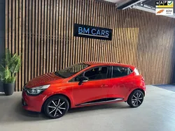 Rood Gebruikt 2013 Renault Clio IV Dynamique Hatchback | € 5.699 (Eerlijke prijs)