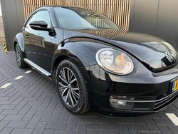 Zwart Gebruikt 2016 VW Beetle Allstar Hatchback | € 12.950 (Eerlijke prijs)