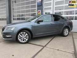 Grijs Gebruikt 2020 Skoda Octavia Business Line Hatchback | € 17.950 (Goede deal)