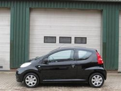 Grijs Gebruikt 2011 Peugeot 107 Hatchback | € 2.600 (Eerlijke prijs)