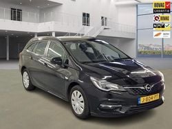 Zwart Gebruikt 2020 Opel Astra Business Edition Stationwagen | € 11.750 (Eerlijke prijs)