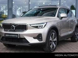 Grijs Gebruikt 2022 Volvo XC40 Inscription SUV | € 46.995