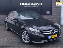 Zwart, metallic lak Gebruikt 2015 Mercedes C350 Sedan | € 23.900 (Eerlijke prijs)