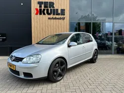 Grijs Gebruikt 2005 VW Golf IV Hatchback | € 1.875 (Eerlijke prijs)
