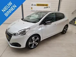 Wit Gebruikt 2019 Peugeot 208 GT-line Hatchback | € 11.450 (Super prijs)