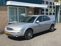 Grijs, metallic lak Gebruikt 2002 Ford Mondeo Trend Hatchback | € 1.650 (Iets duurder)