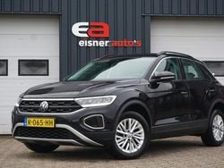 Zwart Gebruikt 2022 VW T-Roc Business SUV | € 15.949 (Goede deal)