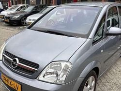 Gebruikt 2004 Opel Meriva MPV | € 2.200 (Eerlijke prijs)